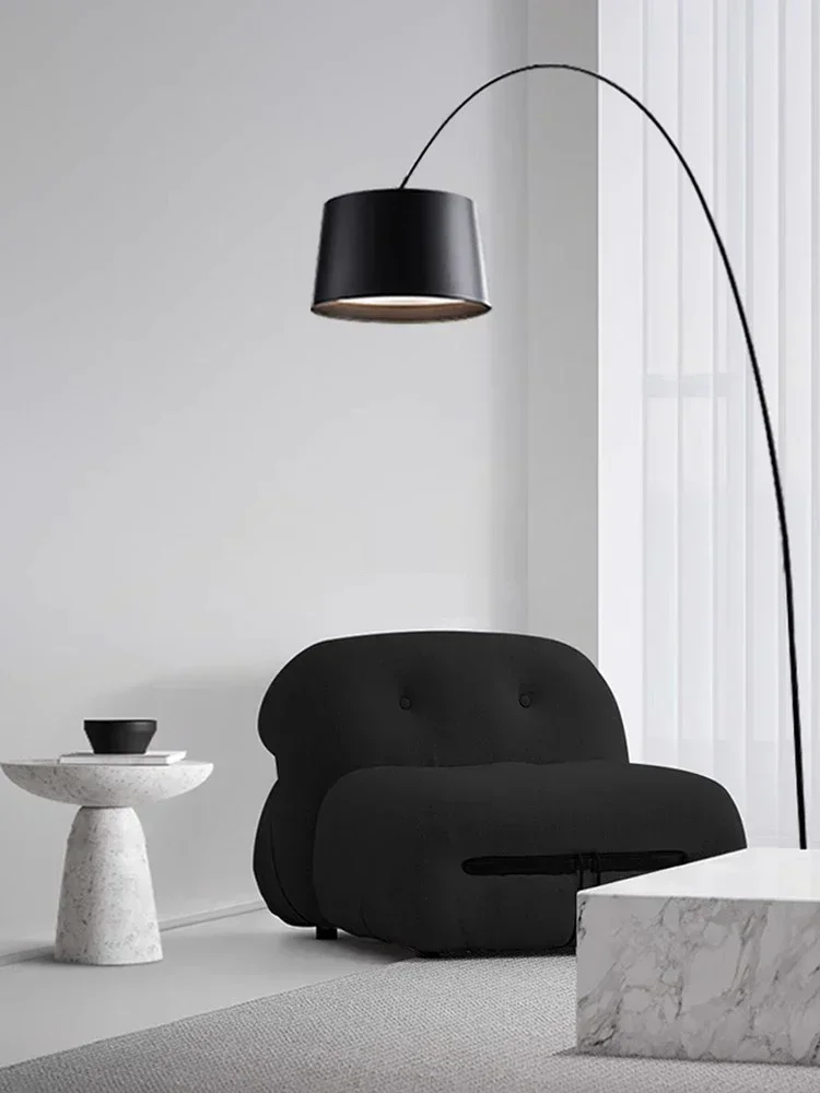 Moderne Bogenlampe aus Aluminium für Wohnzimmer und Schlafzimmer
