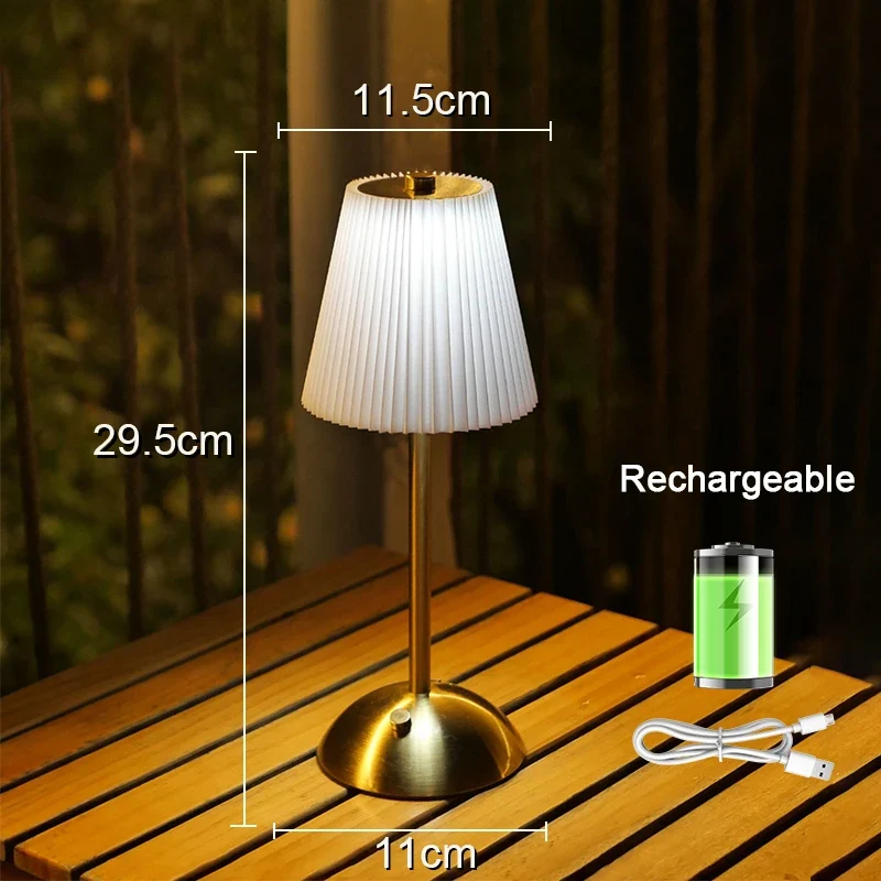 Kabellose Falten-Tischlampe mit Stoffschirm und Alu-Fuß für Homeoffice und Nachttisch