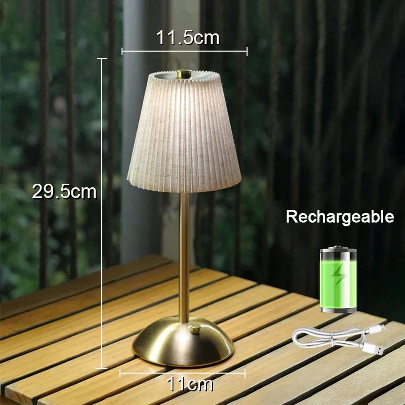 Kabellose Falten-Tischlampe mit Stoffschirm und Alu-Fuß für Homeoffice und Nachttisch