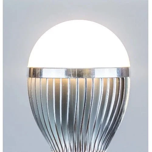LED E27 6W – 827 – warmweiß 3000K – 450lm