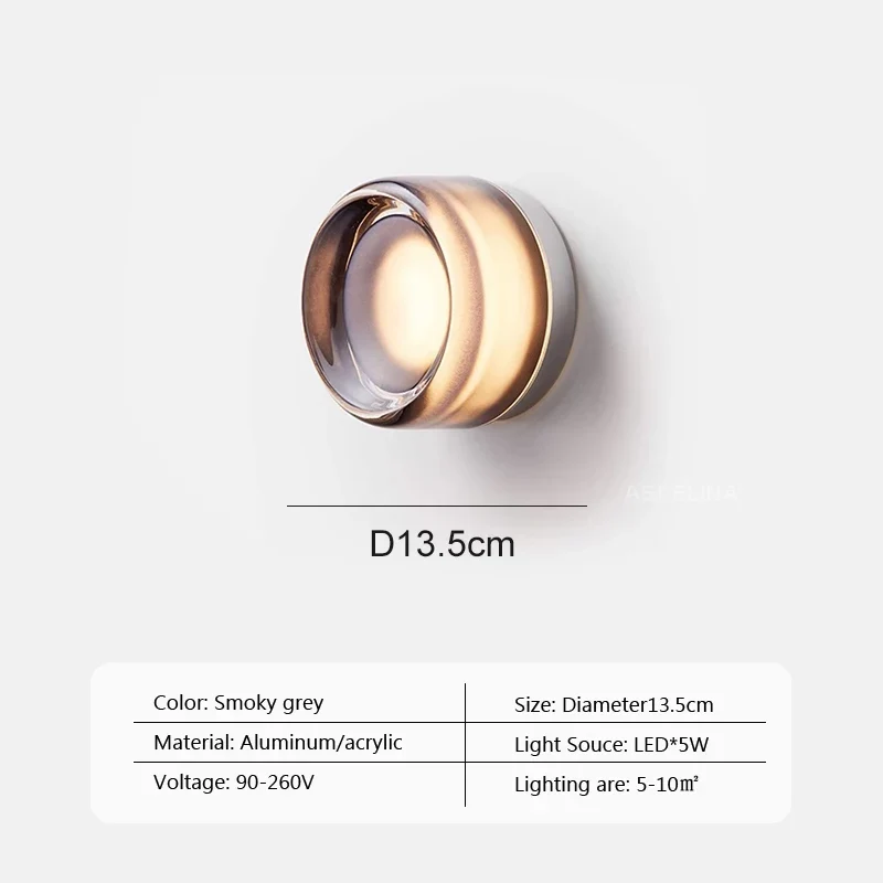 Moderne LED Wandleuchte mit Bernstein-Glas für elegante Wohnräume