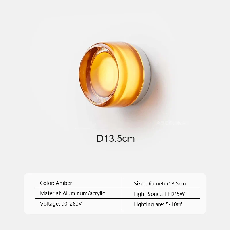 Moderne LED Wandleuchte mit Bernstein-Glas für elegante Wohnräume