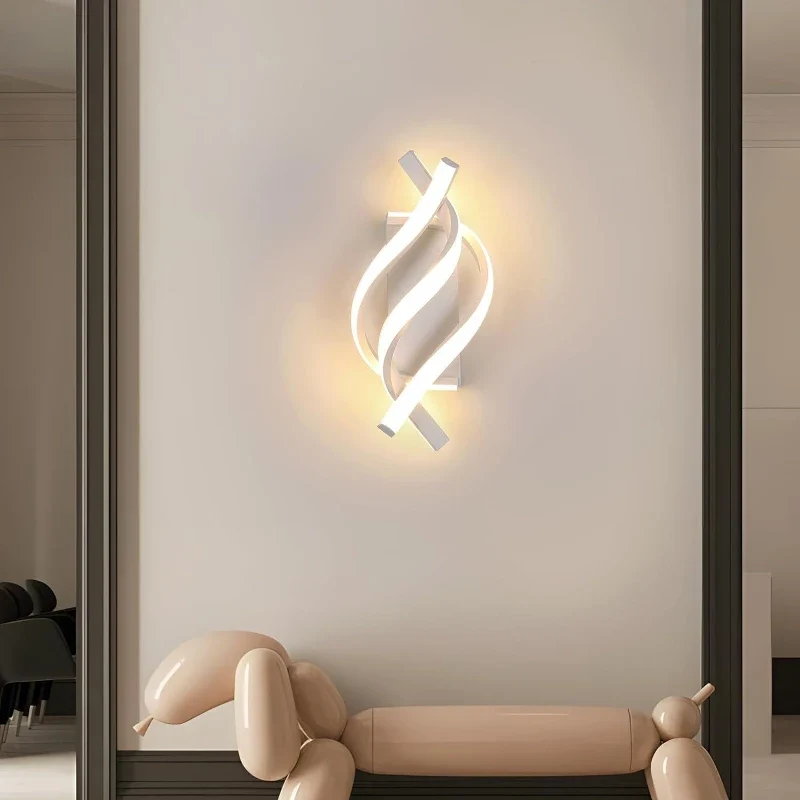 Moderne Spirale LED Wandleuchte für Schlafzimmer und minimalistischen Flur