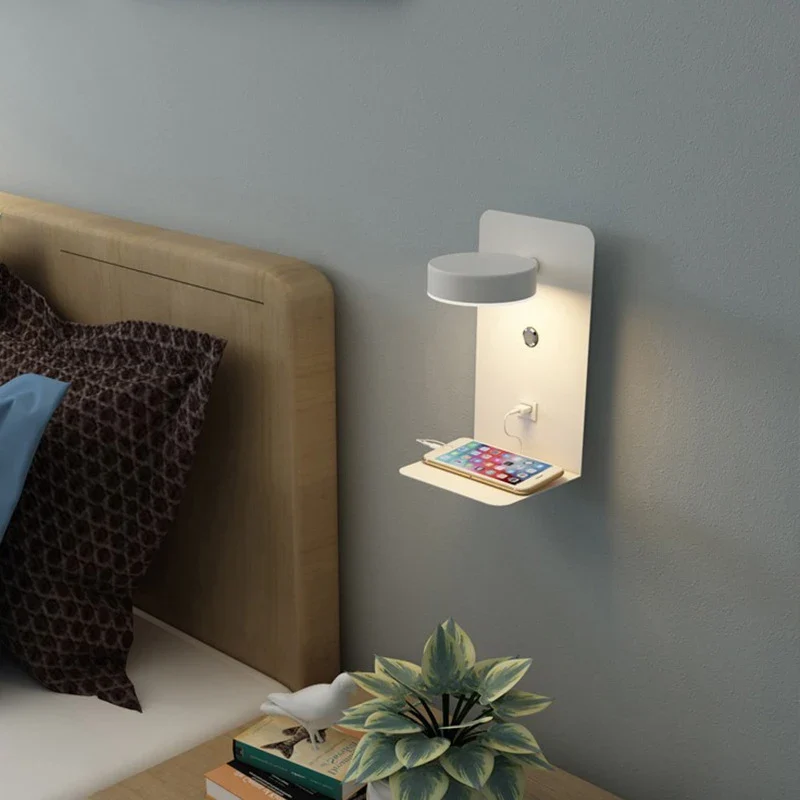 Moderne LED Wandleuchte mit USB-Ladeanschluss für Schlafzimmer und Wohnzimmer
