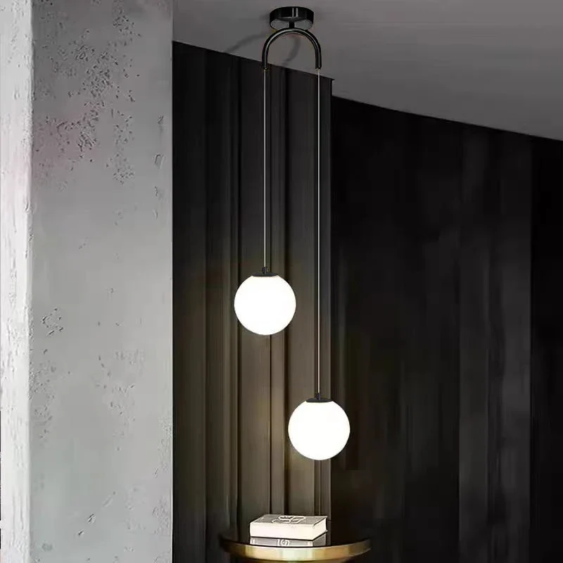 Moderne Glaskugel Pendelleuchte für Schlafzimmer und Esszimmer
