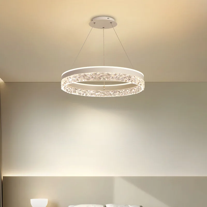 Moderner Höhenverstellbarer LED Kronleuchter Elegant für Wohnzimmer und Esszimmer
