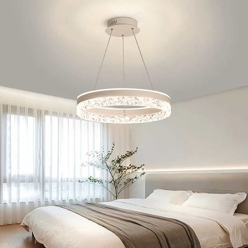 Moderner Höhenverstellbarer LED Kronleuchter Elegant für Wohnzimmer und Esszimmer