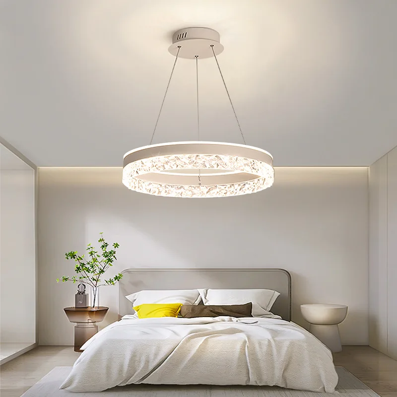 Moderner Höhenverstellbarer LED Kronleuchter Elegant für Wohnzimmer und Esszimmer