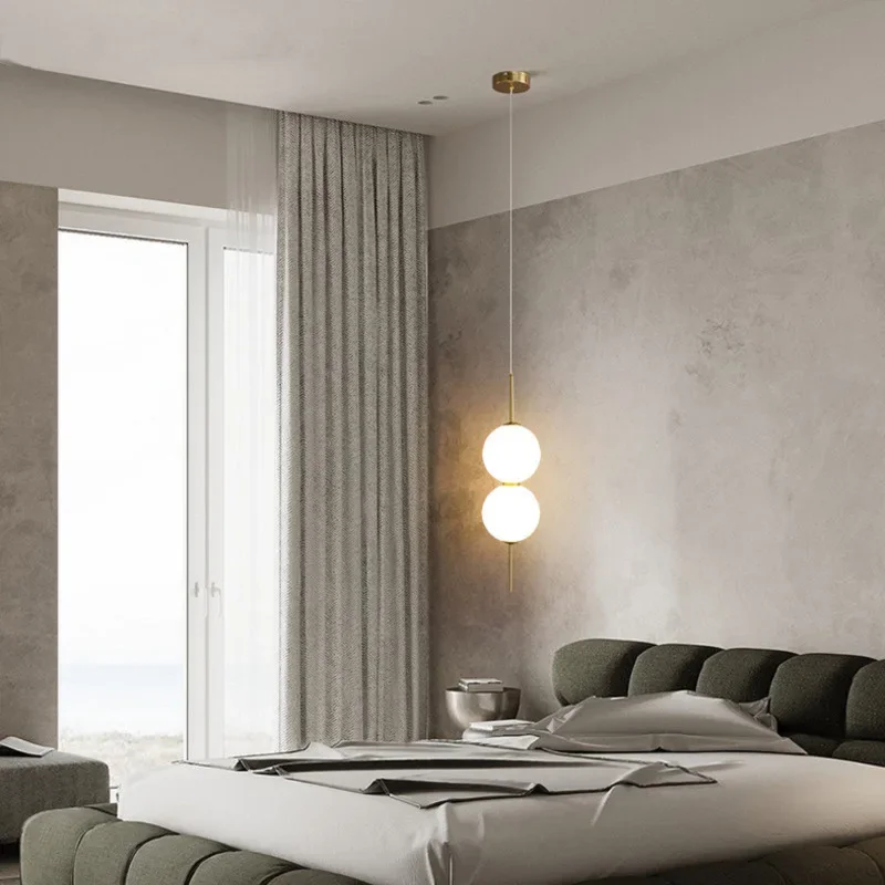 Moderne Glaskugel Pendelleuchte für Schlafzimmer und Eingangsbereich Deko