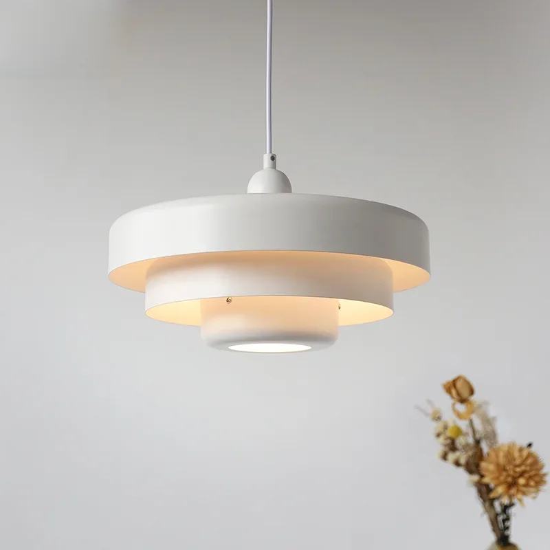 Mid-Century Orange Pendelleuchte Retro für Restaurants und Modernes Interieur