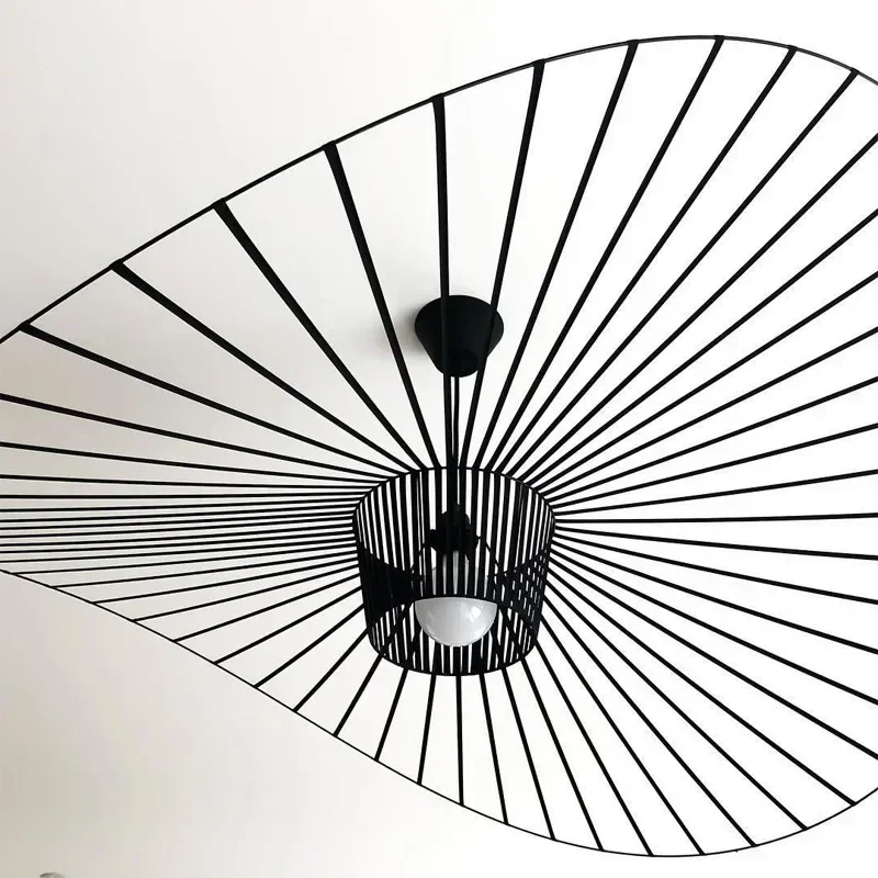 Nordische Vertigo Stoff Pendelleuchte für Stilvolle Esszimmer und Hotels