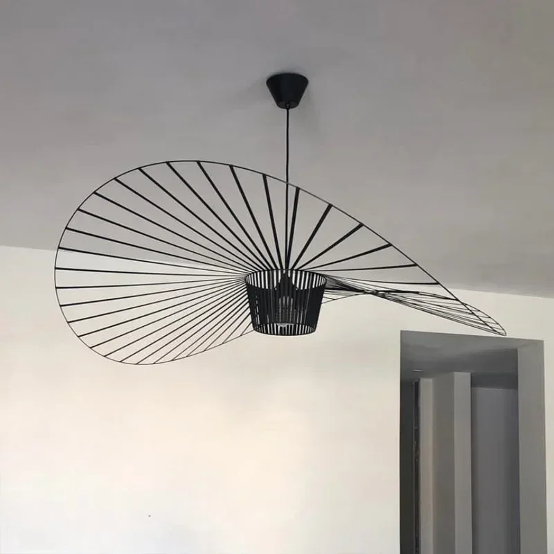 Nordische Vertigo Stoff Pendelleuchte für Stilvolle Esszimmer und Hotels