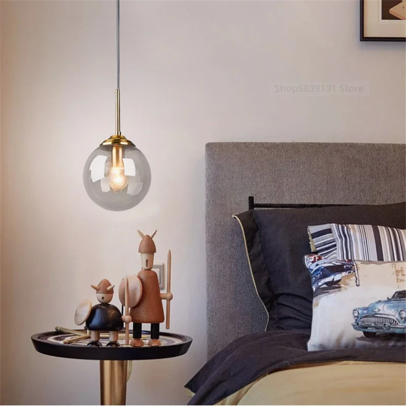 Moderne Graue Glaskugel Pendelleuchte für Esszimmer und Schlafzimmer