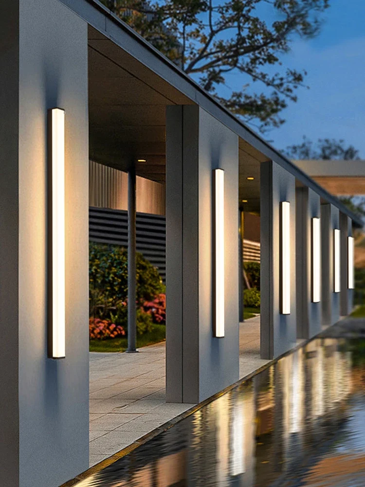 Moderne LED Streifen Außenwandleuchte für Garten und Veranda Deko