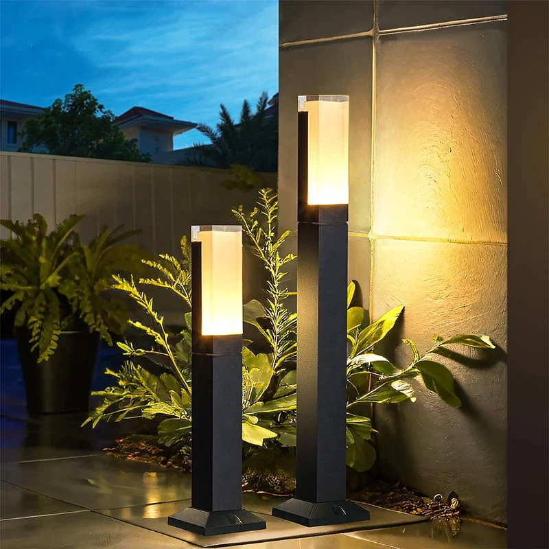 Moderne LED Wegeleuchte aus Aluminium für Gartenweg und Einfahrt