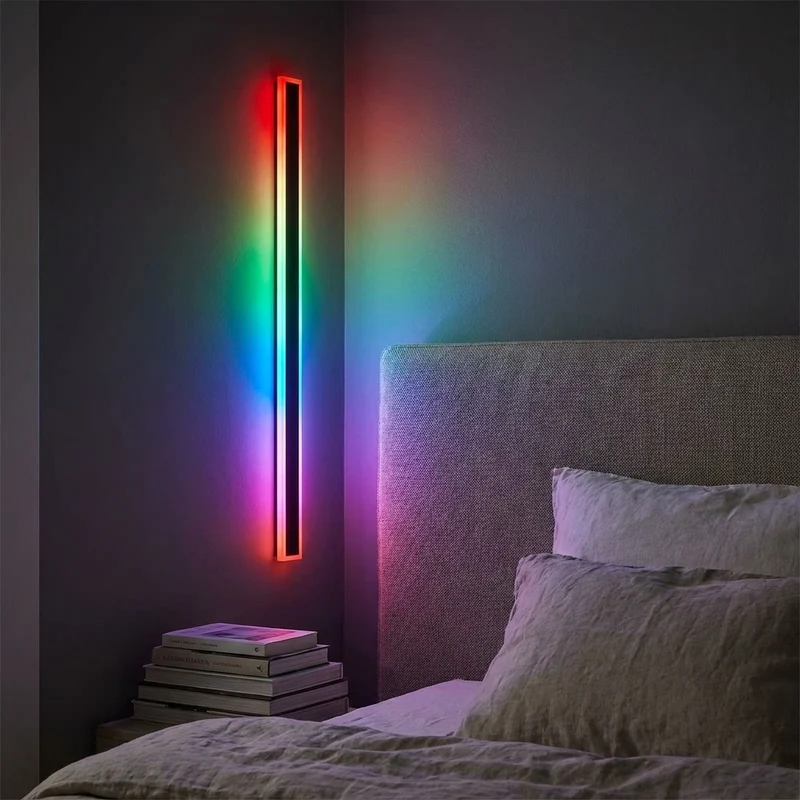 Moderne Smart LED Wandleuchte mit App-Steuerung für Ambiente-Heimbeleuchtung
