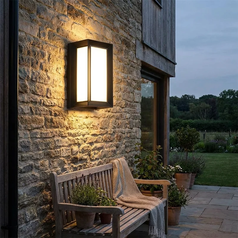 Moderne LED Außenwandleuchte mit Bewegungsmelder für Garten und Veranda