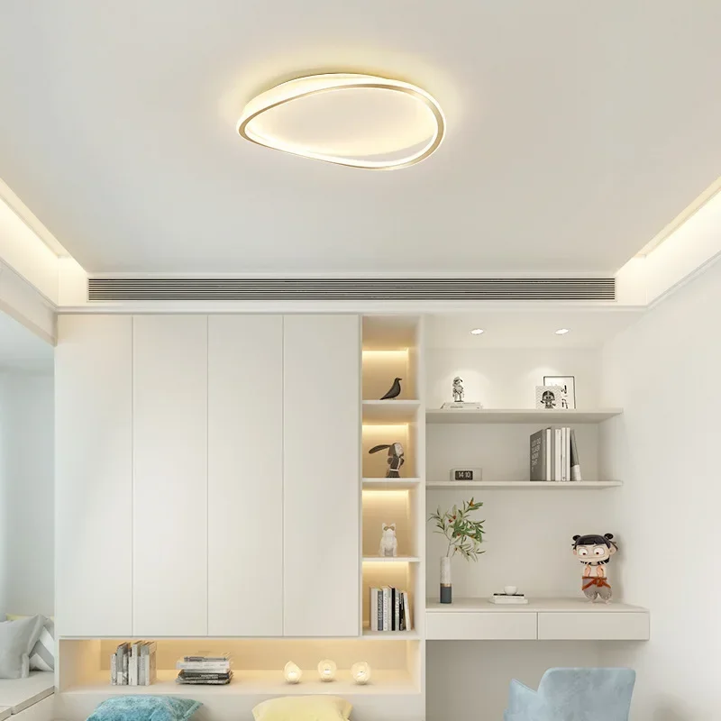 Moderner LED Decken Kronleuchter Schlicht für Wohnzimmer und Esszimmer Alltäglich
