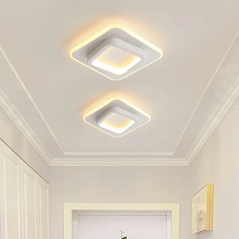 Vielseitige LED Deckenleuchte Rund und Eckig im Nordic-Stil für alle Zimmer