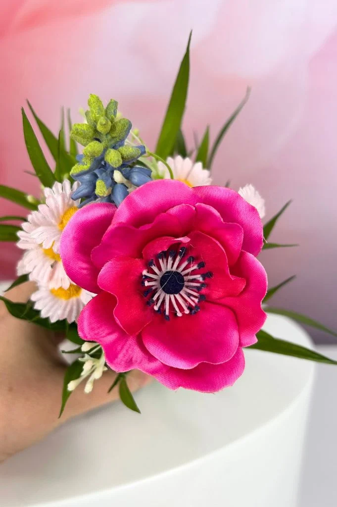 Deko Blumenmix auf Grassockel