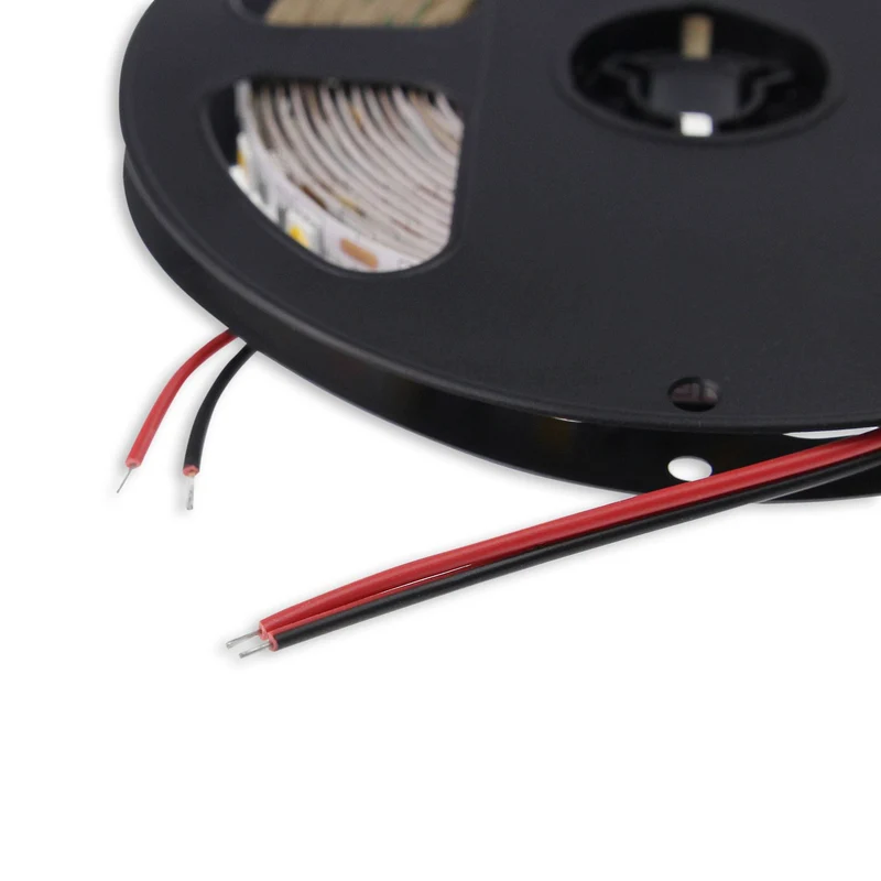 5M LED Streifen 60 LEDs/Meter 14,4 Watt ohne Trafo