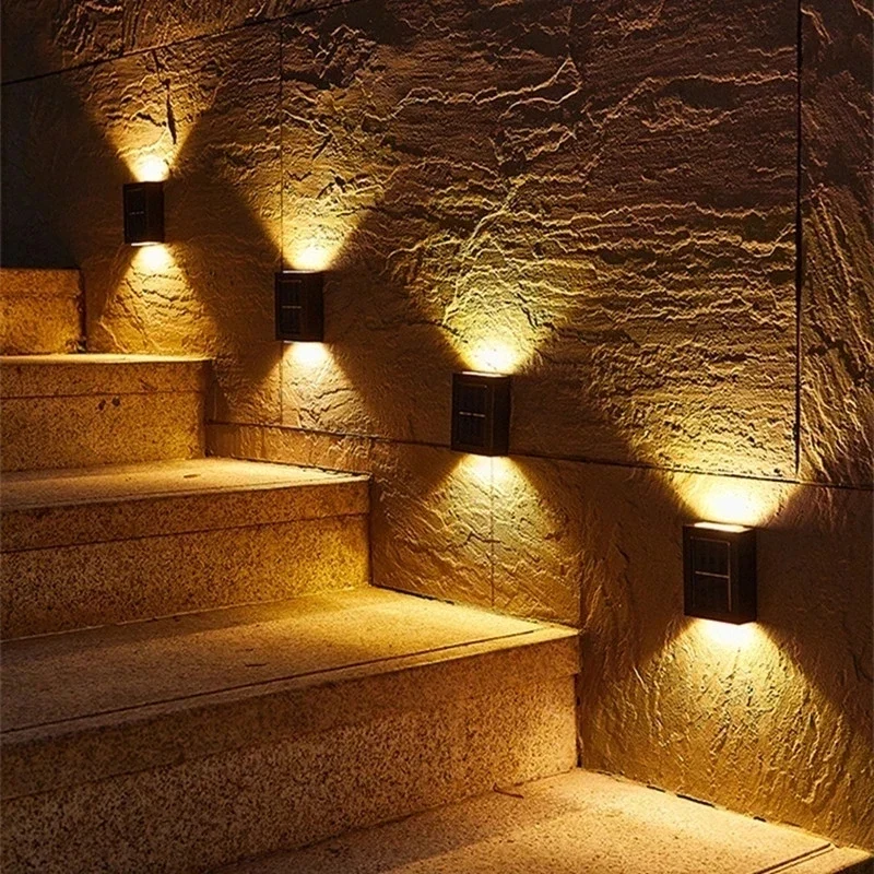Moderne Solar LED Außenwandleuchte mit Bewegungsmelder für Garten und Eingang