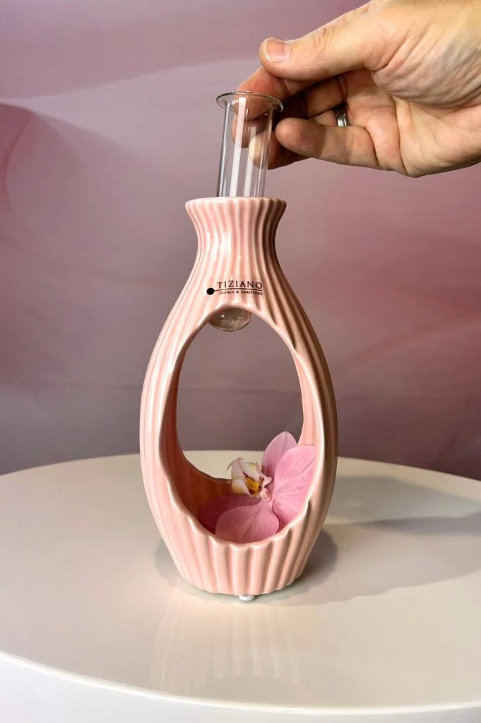 Vase Prisma mit Glasröhrchen in 2 Rosatönen