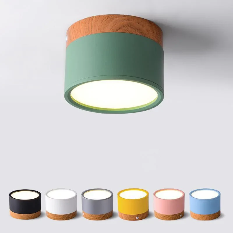 Minimalistischer Holz LED Deckenspot für Minimalistische Wohnräume und Büros