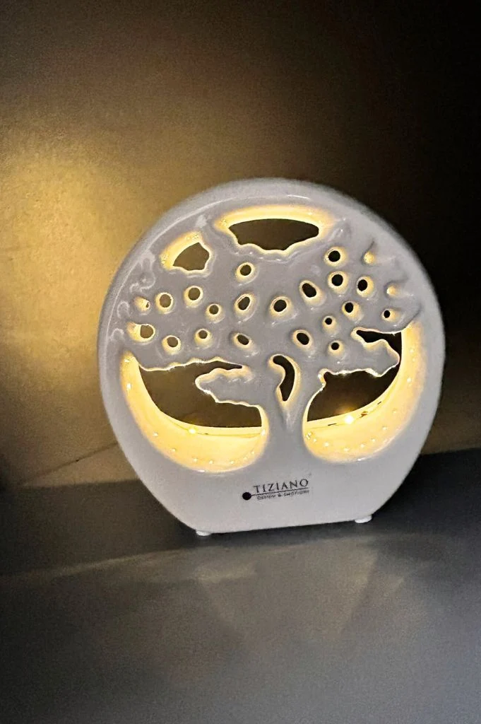 Dekobjekt Baum Joy im Ring LED 13,5cm creme-weiß