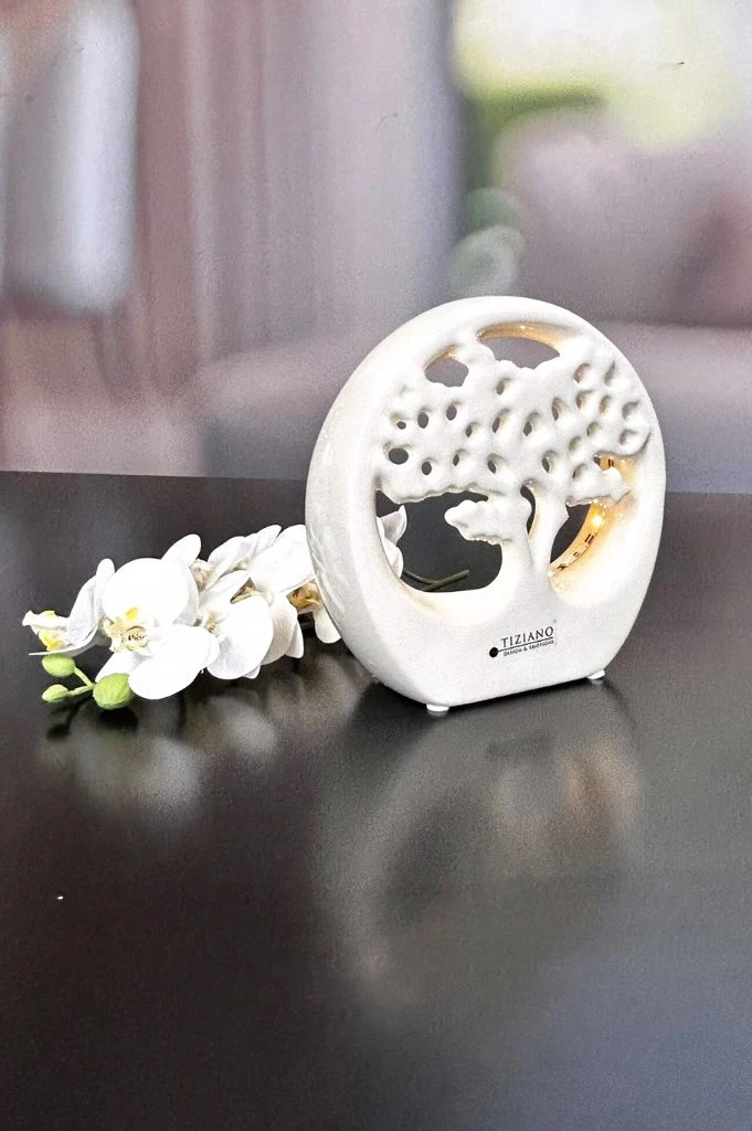 Dekobjekt Baum Joy im Ring LED 13,5cm creme-weiß