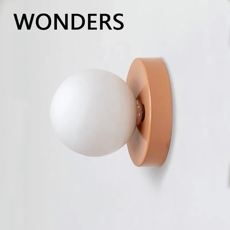 Moderne Nordische Wandleuchte für minimalistische Wohnräume