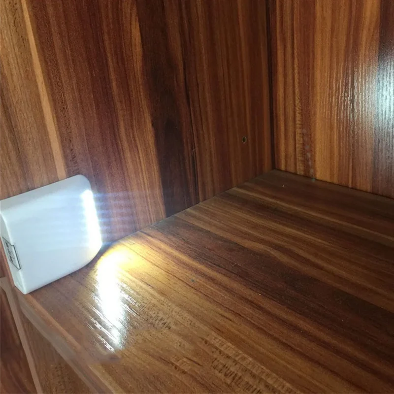 Kabellose LED Bewegungsmelder Leuchte für Schränke und Kleiderschränke
