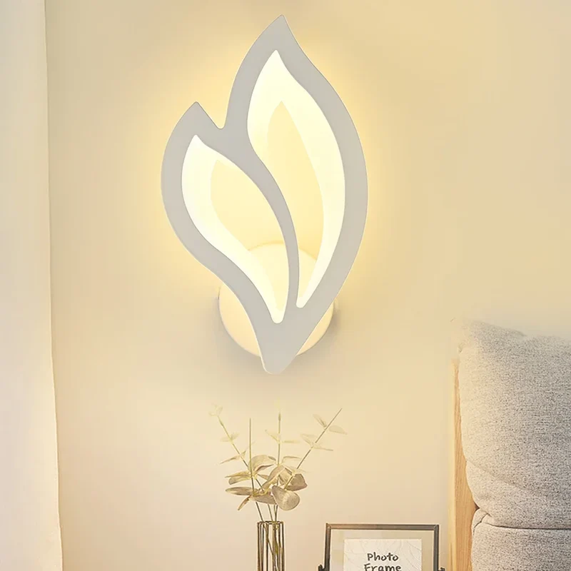 Moderne LED Wandleuchte für Wohnzimmer und Schlafzimmer Nachttisch
