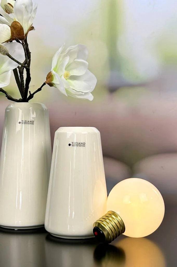 Vase Luminara creme-weiß