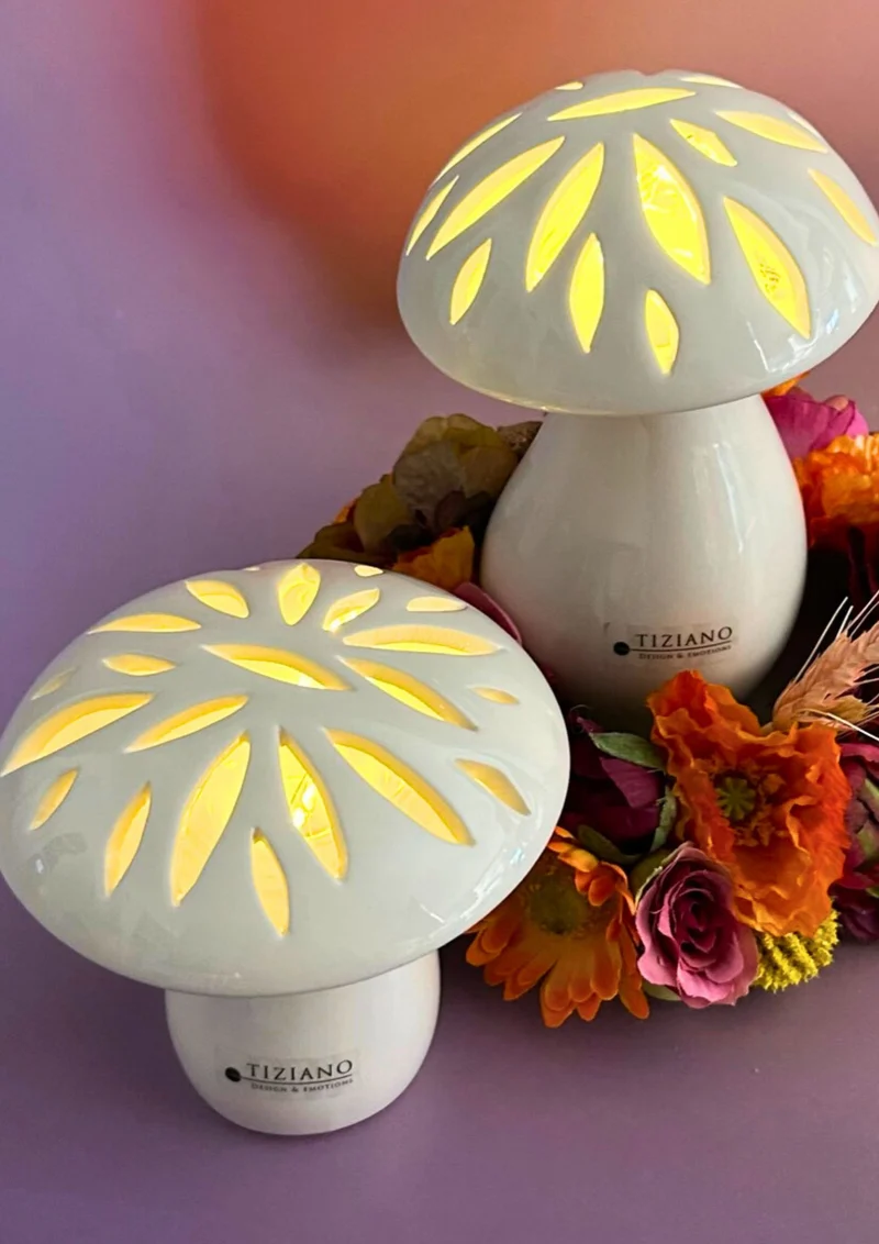 LED Pilz Miro-Doria creme-weiß