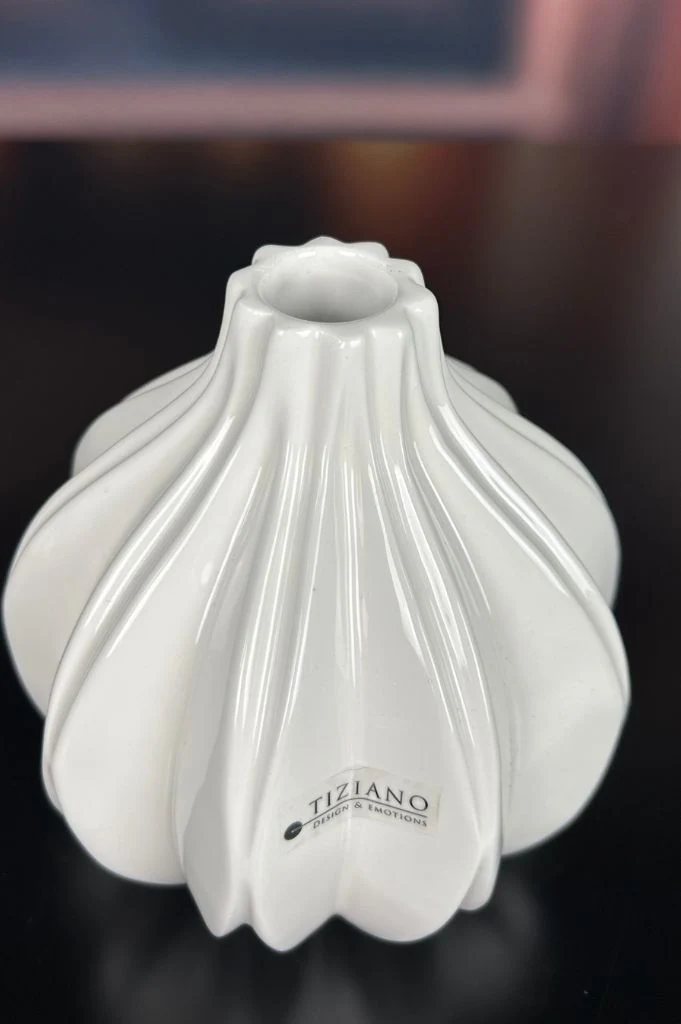 Vase Alba creme-weiß