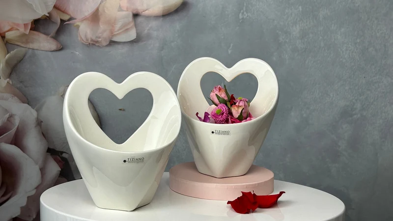 Pflanzgefäß Herz Simonetta creme-weiß