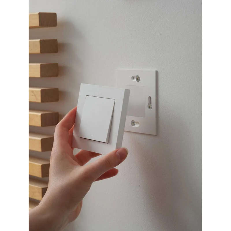 OSRAM Wifi SMART+ smarter magnetischer Wandschalter mit 1-Taste