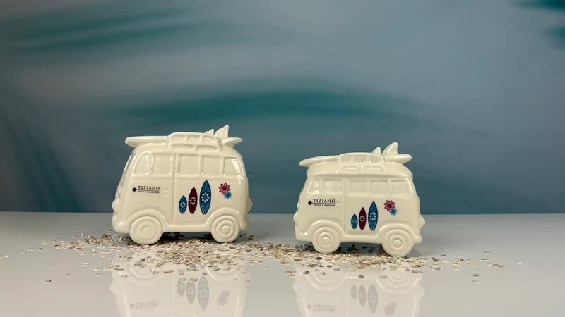 Deko Bus Forano mit Surfbrett creme-weiß mit Decal