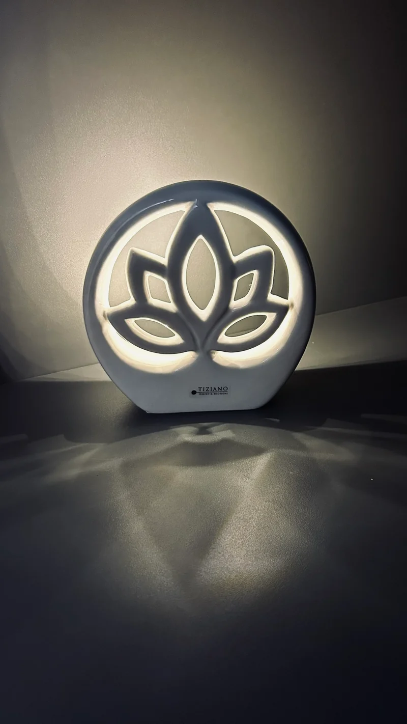 LED Lotusblume Casca im Ring