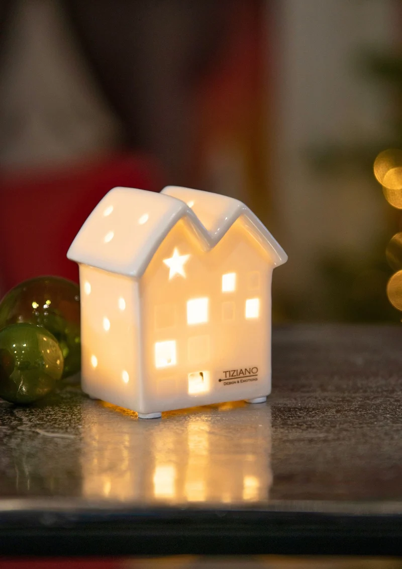 Haus Tolentino in drei Versionen creme-weiß