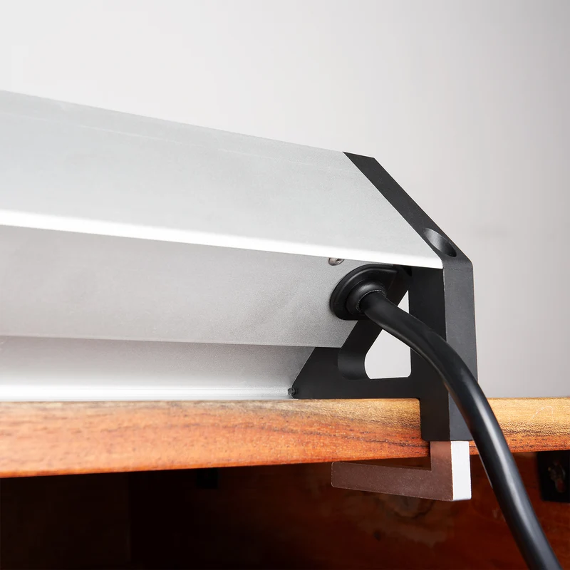 Möbel-Steckdose 3-fach USB A und C Büro Mehrfachsteckdose Steckdosenleiste 1,8m