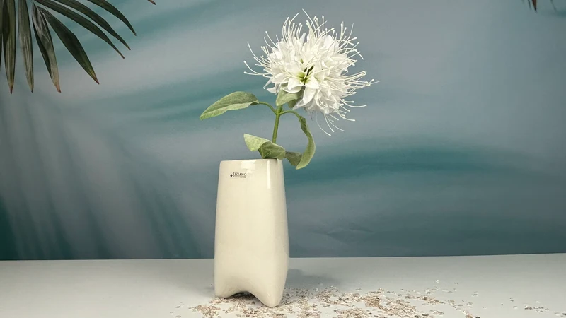 Kübel Triangolo creme-glasiert