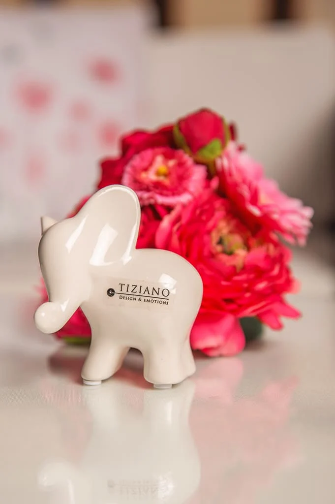 Dekofigur Deko Elefant Leon Schauend