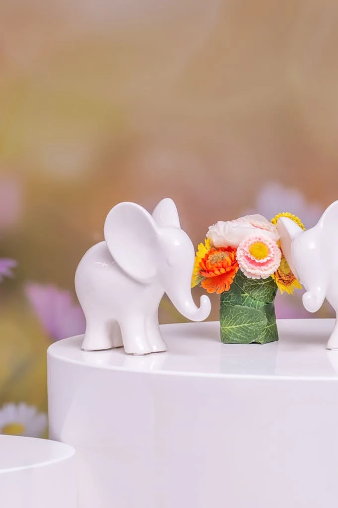 Deko Elefant Leon stehend weiß-creme