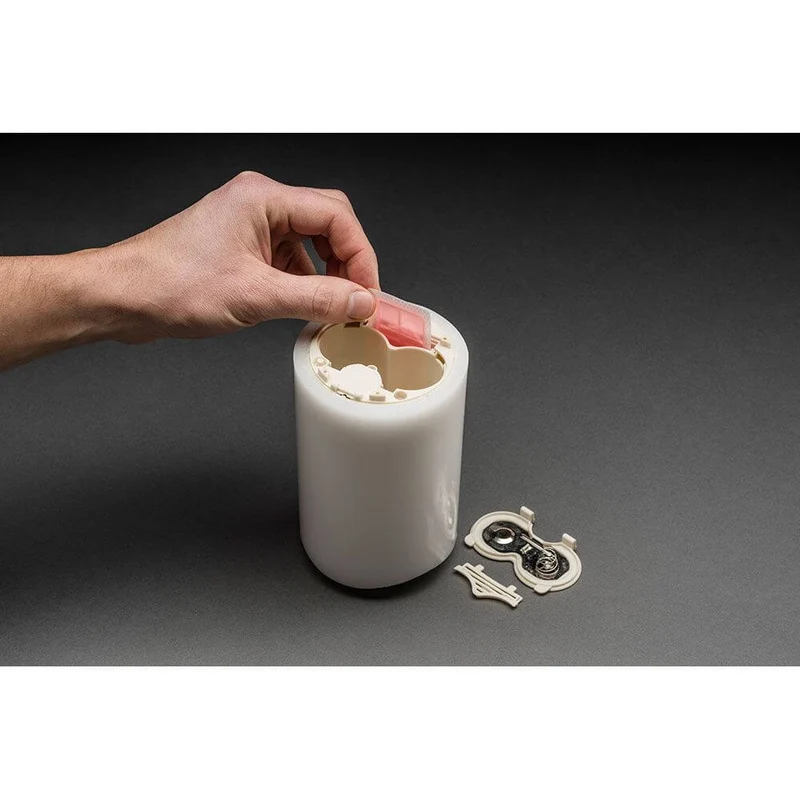 LED Duftkerze weiß flackernd mit Lavendel-Duftpad Timer batteriebetrieben