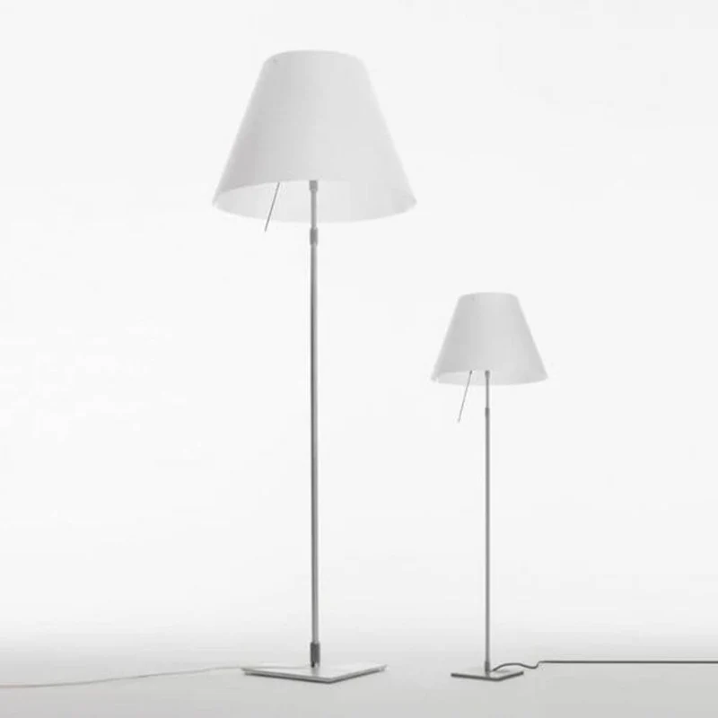 Luceplan Stehlampe Grande Costanza mit Sensor-Dimmer